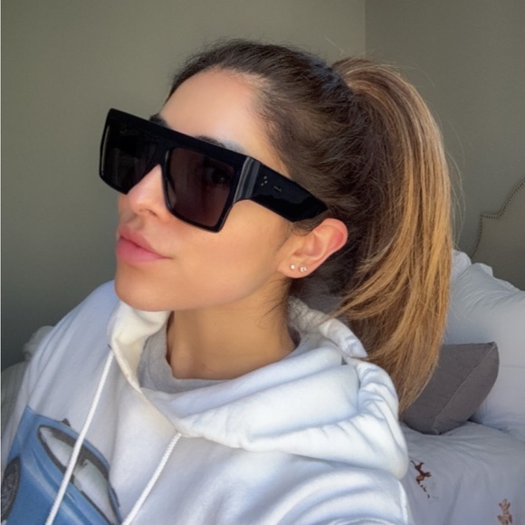 NWOT - Celine Iconic Sunglasses - CL40092I
